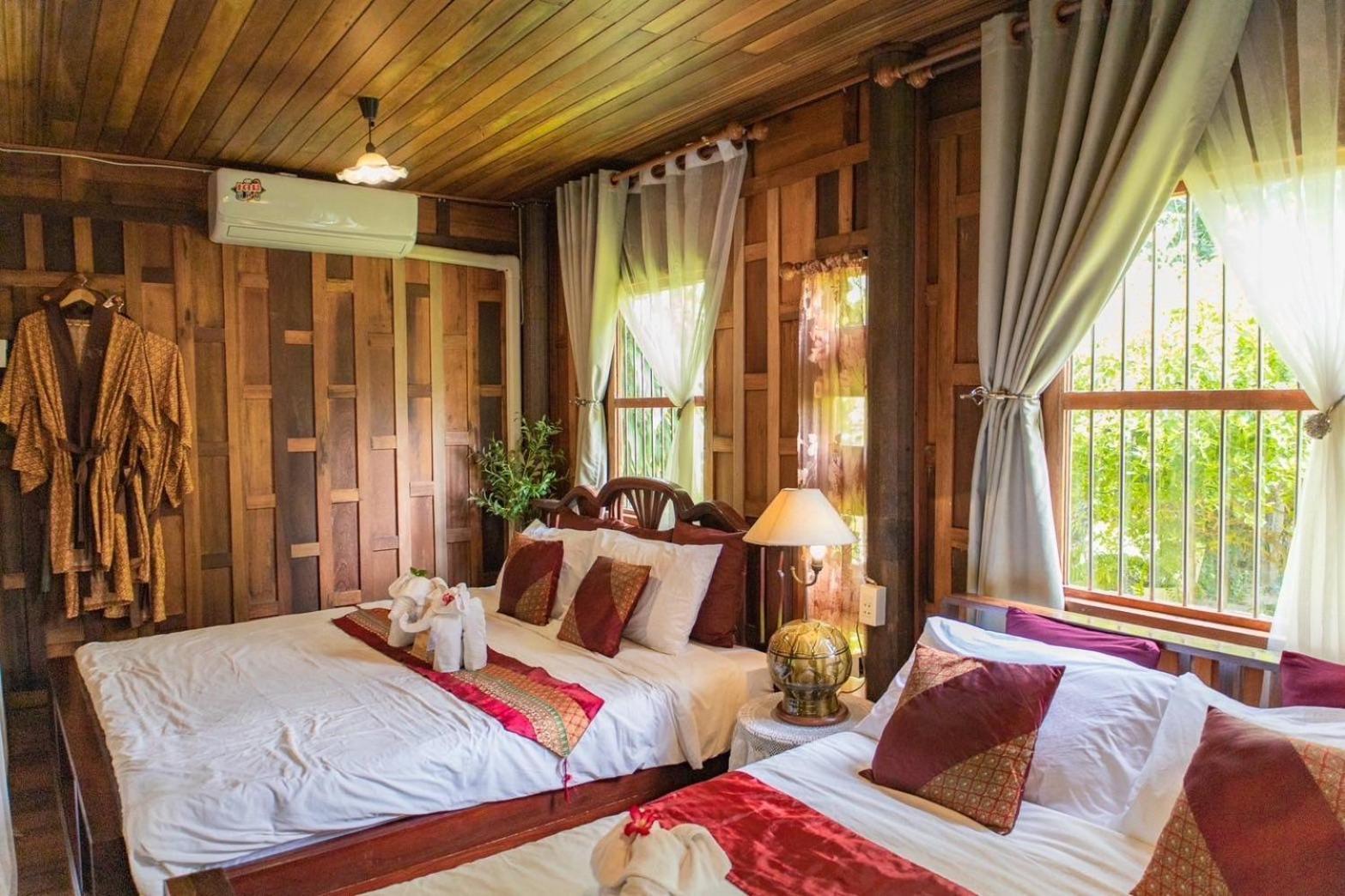 The Antique Riverside Resort Ban Pong  Esterno foto