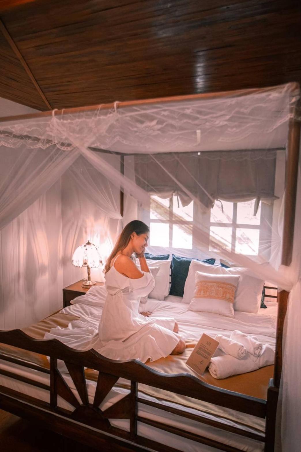 The Antique Riverside Resort Ban Pong  Esterno foto