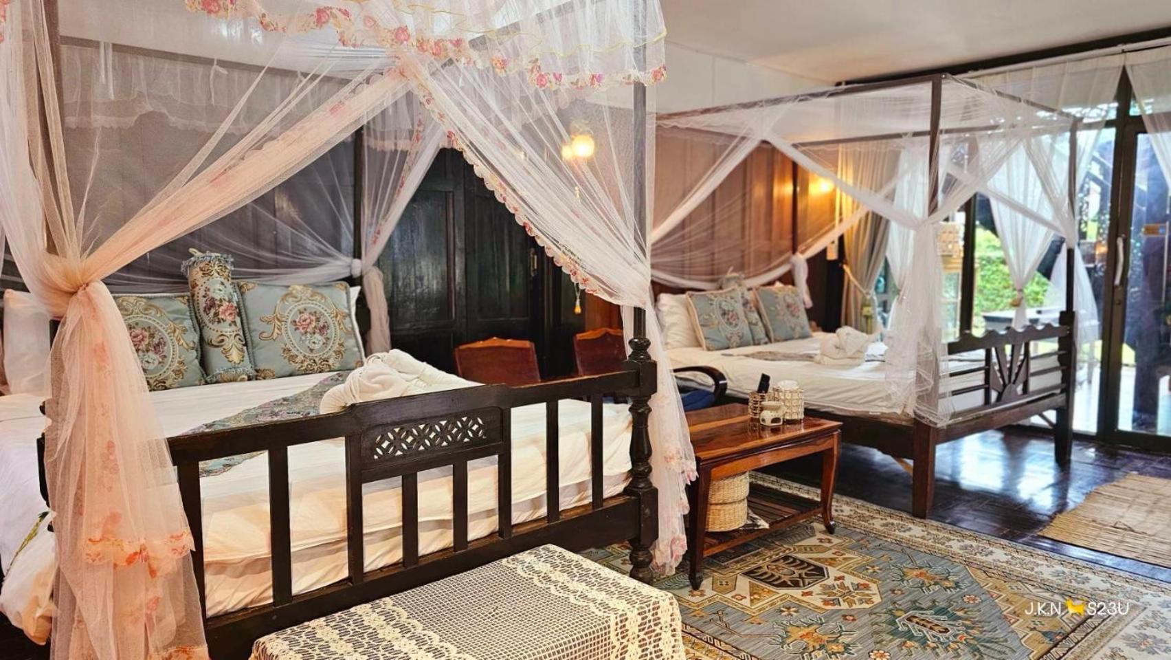 The Antique Riverside Resort Ban Pong  Esterno foto